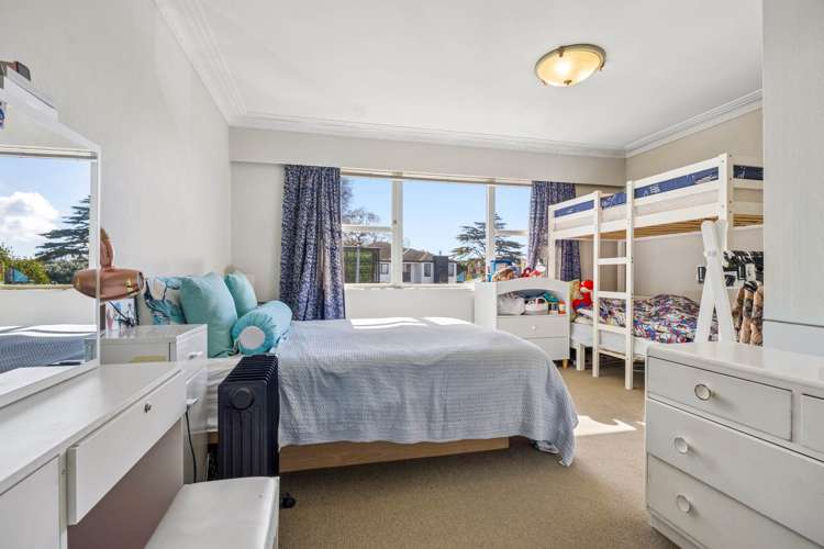 1 & 2/17a Rowan Road Epsom_12