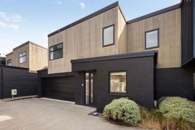 3/60 Sandwich Road_1