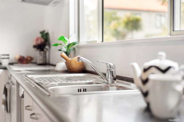 29/14 Ambrico Place New Lynn_12