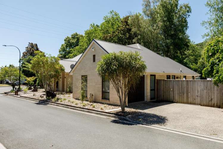 6 Bridgewater Lane Stoke_31