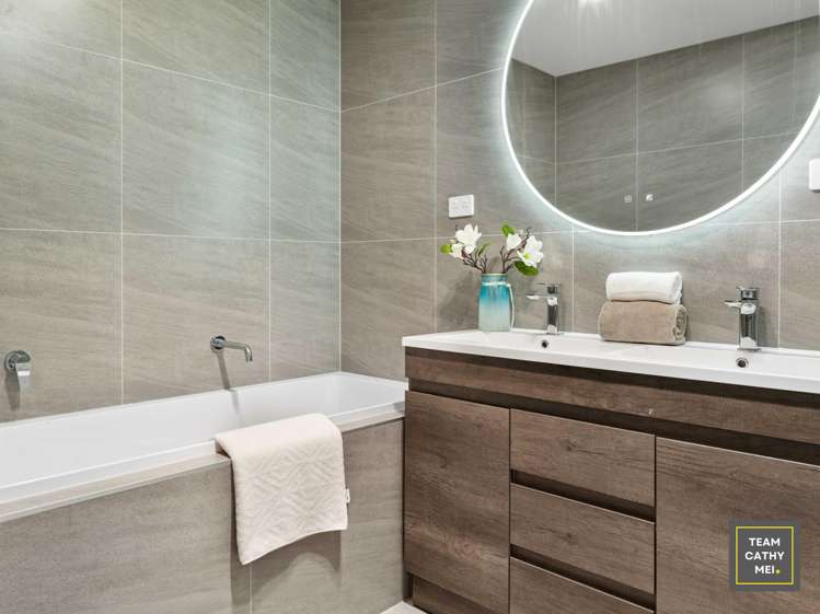 6 Papa Takaro Lane Flat Bush_17