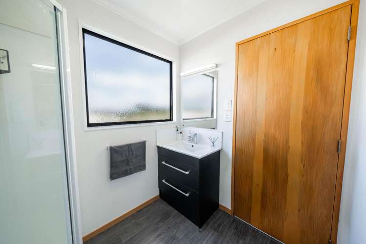 148 Gladstone Terrace Gladstone_12