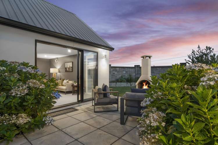 16 St Thomas Avenue Pyes Pa_14