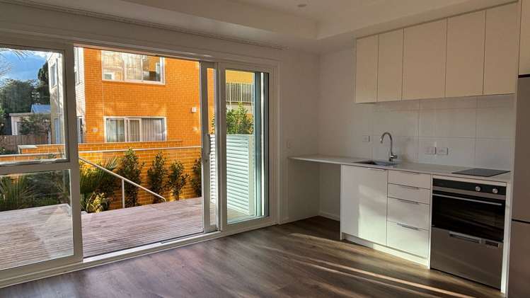 G04/2A Oakley Avenue Waterview_1