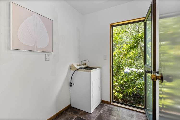 28 Pohutukawa Avenue Red Beach_20