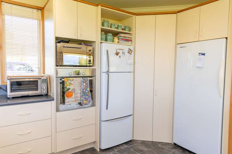 235a Waimumu Road Gore Surrounds_12