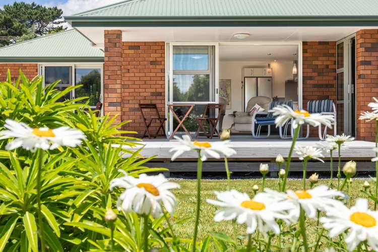 33 Ketemaringi Way Manakau_25