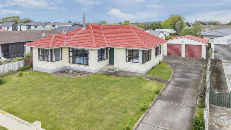 4 Kathleen Crescent Hornby_18