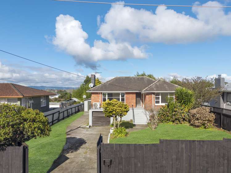 12 Clayton Road_0