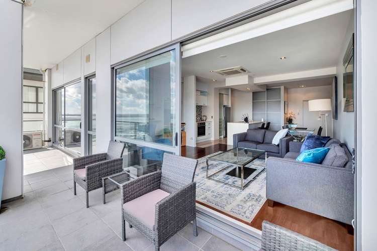 1301/17 Vogel Lane Auckland Central_16