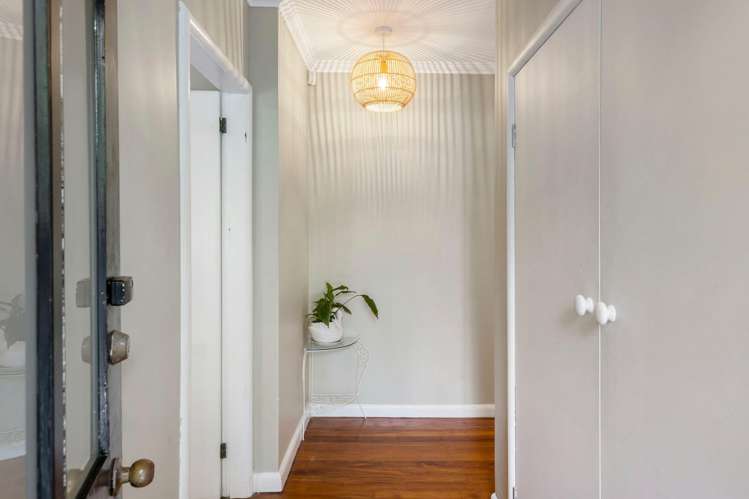 10b Alexis Avenue Mount Albert_9