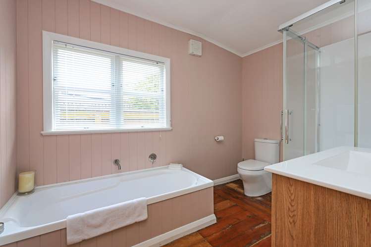 810 Cook Place Raureka_8