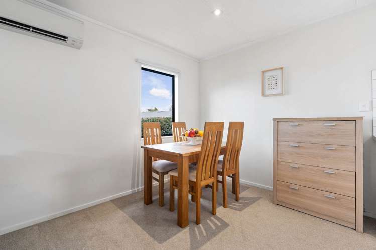 2/65 Weldene Avenue Glenfield_5