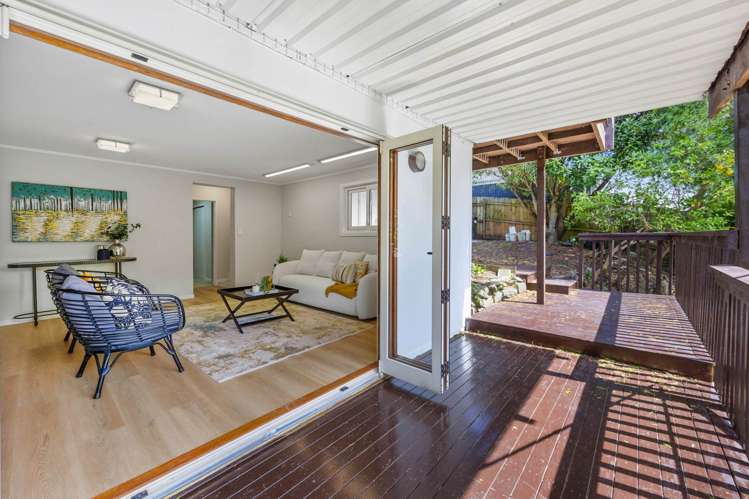 26 Pickwick Parade Mellons Bay_11