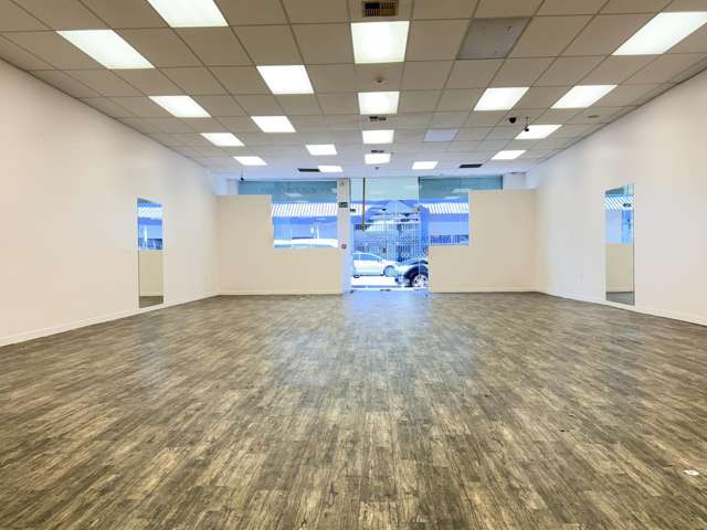 291 Barton Street Hamilton Central_1