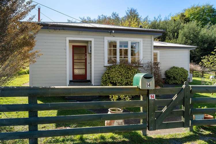 14 Blackhill Road Tinui Valley_17