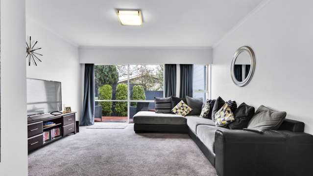 2/137 Olliviers Road Phillipstown_1