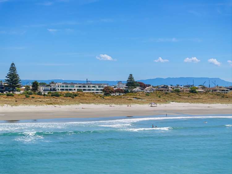 302/136 Marine Parade Mt Maunganui_23