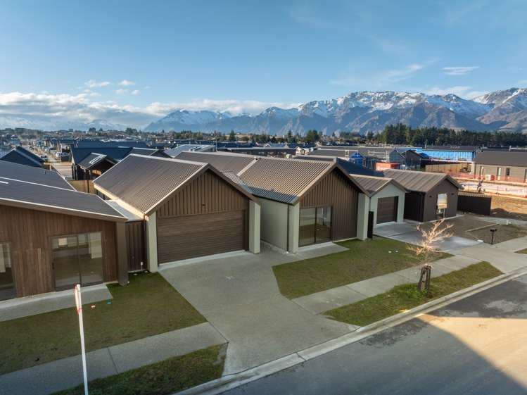 118 Burdon Loop Lake Hawea_28