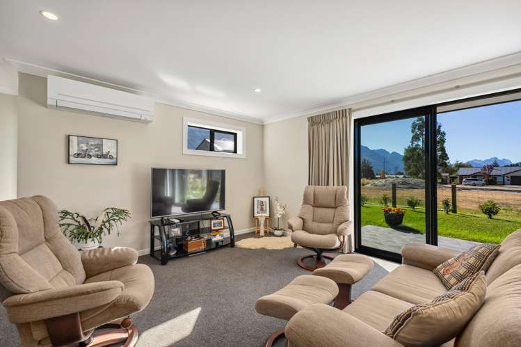 6 Shiel Street Glenorchy_1