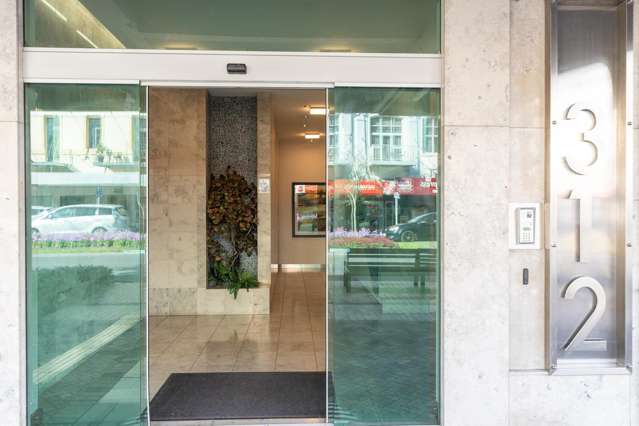65/312 Victoria Street Hamilton Central_1