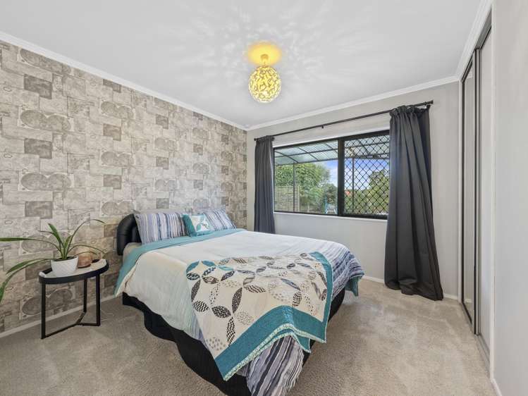 61 Rushgreen Avenue Pahurehure_8