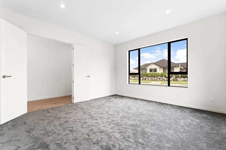 15 Matahae Crescent Wainui_5