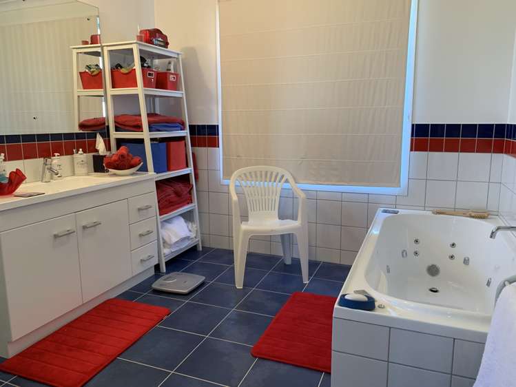 68 Wilson Road Balclutha_2