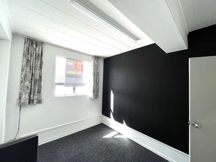 10/17-19 Seaview Road Paraparaumu_1