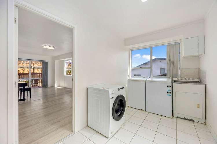 24 Squirrel Lane Browns Bay_17