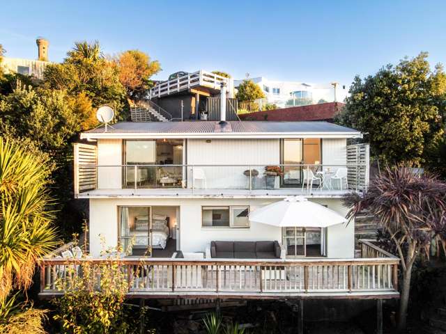 Privacy, views, Hipango Terrace