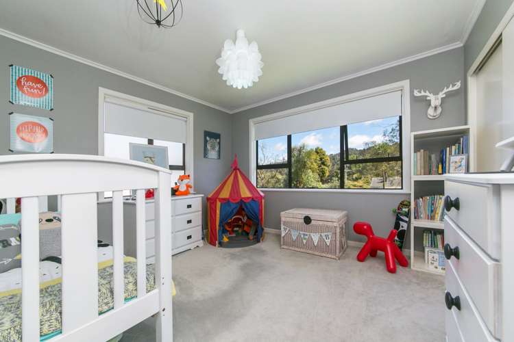 14 Rimutaka Place Titirangi_12