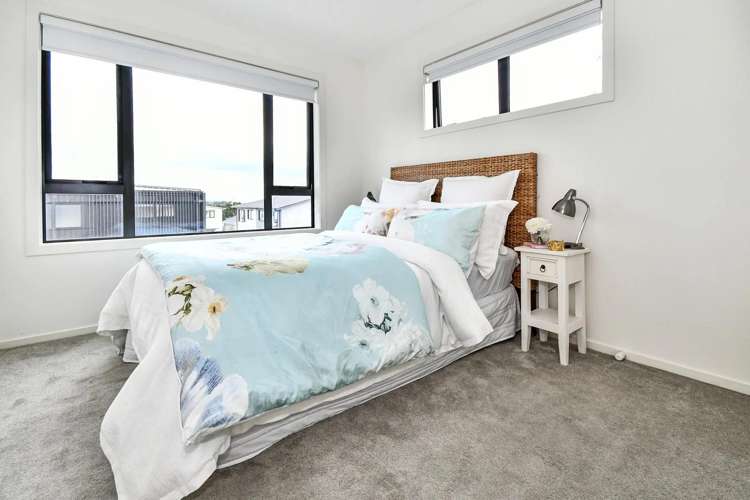 2/75 McAnnalley Street Manurewa East_16