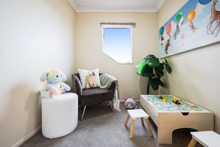 23 South Kensington Way Henderson_21