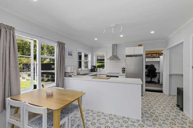 87 Hair Street Wainuiomata_4