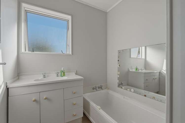 6 Standing Place Kaitaia_13