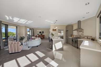 33a Tye Road_4