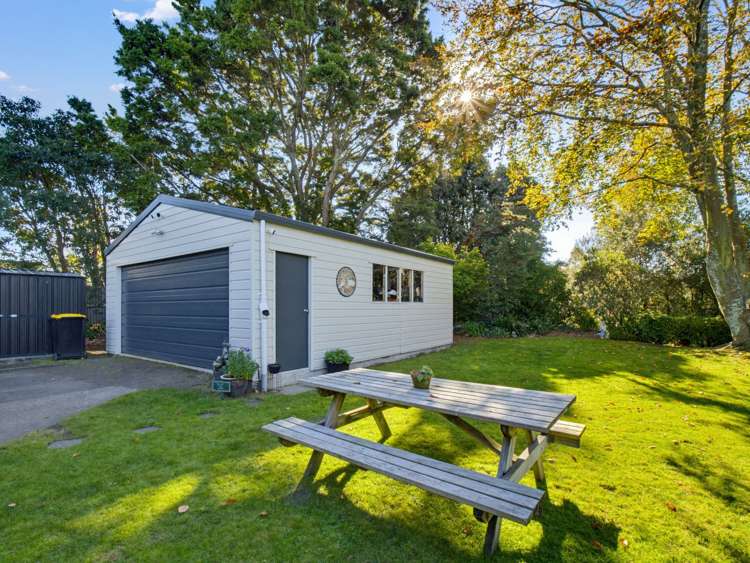 43 Norfolk Crescent Feilding_32