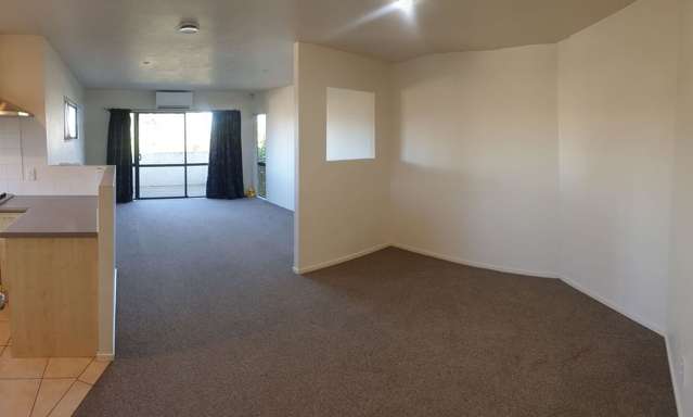 22 Baulcomb Parade Windsor Park_4