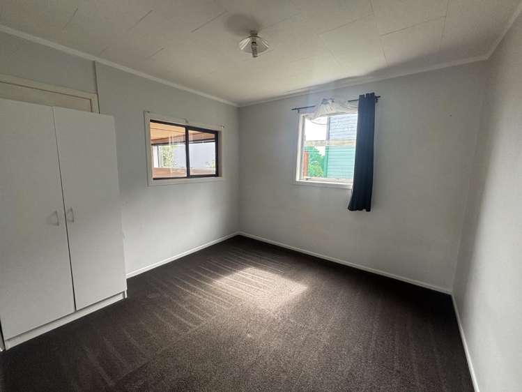 1/1367 Te Rahu Road 11385_4