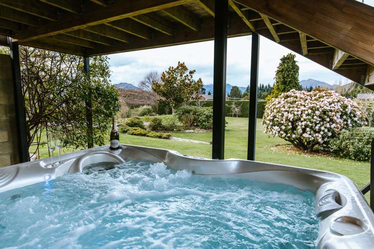 86 Golf Course Road Wanaka_27