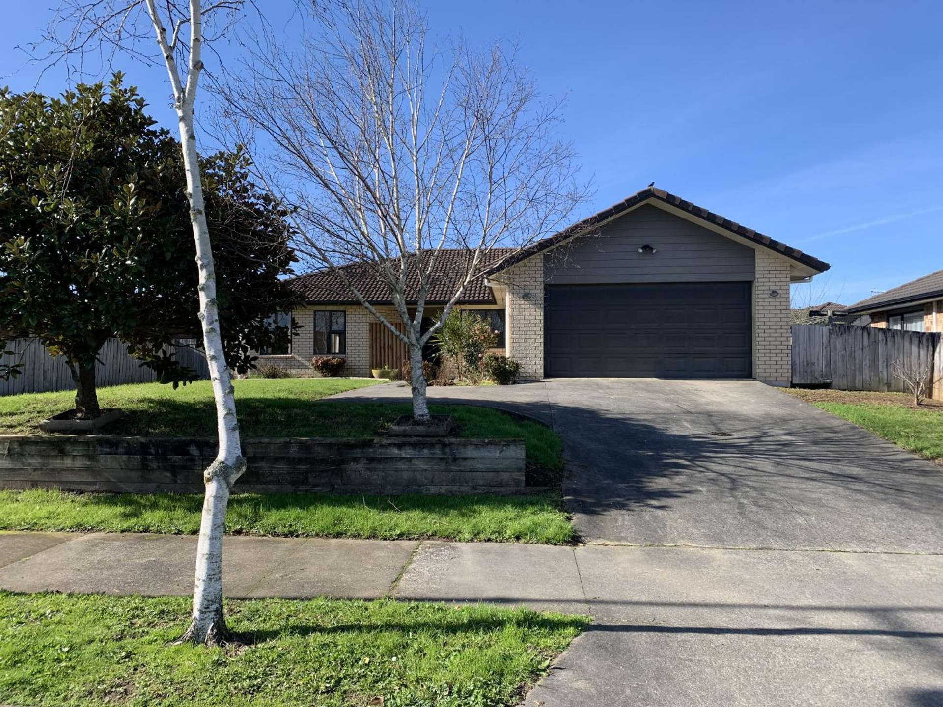 100 Barrington Drive Huntington_0