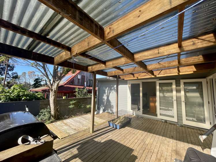 87 Churchill Road Judea_5