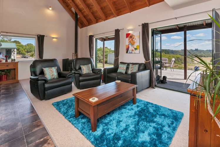 348 Owhiwa Road Parua Bay_8