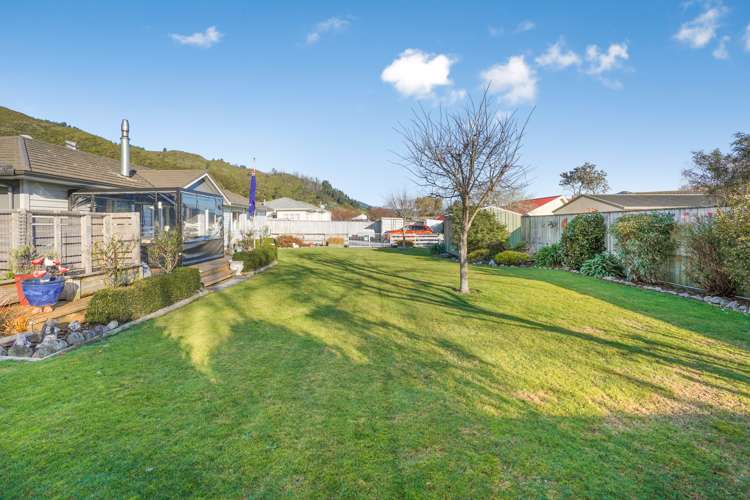 9 Ashburn Road Wainuiomata_21