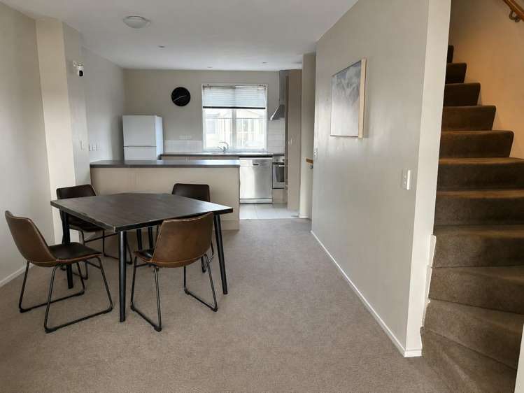 51 KIRIKIRI LANE Botany Downs_2