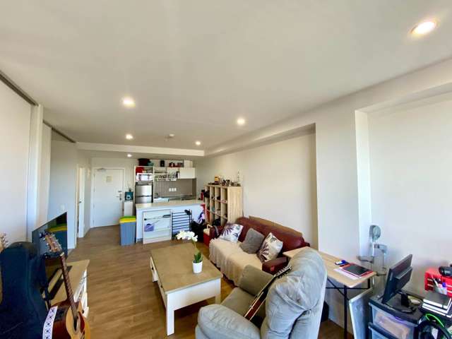 807/20 Mccrae Way New Lynn_3