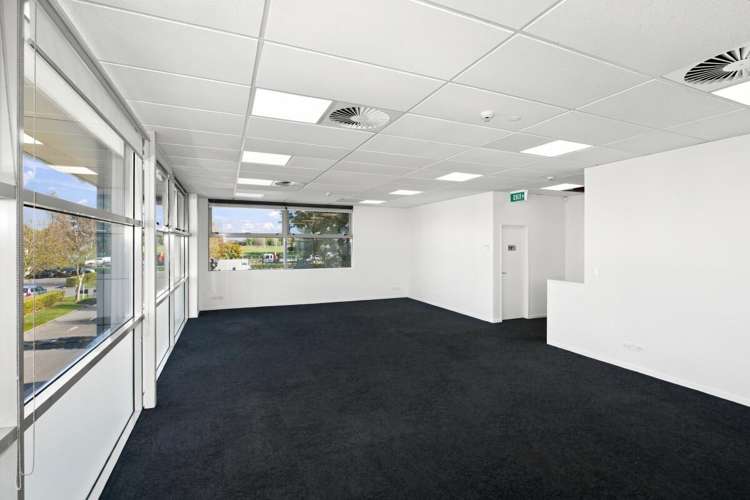 92 Russley Road Russley_22