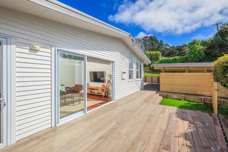 1/19 Lake Road Northcote_16