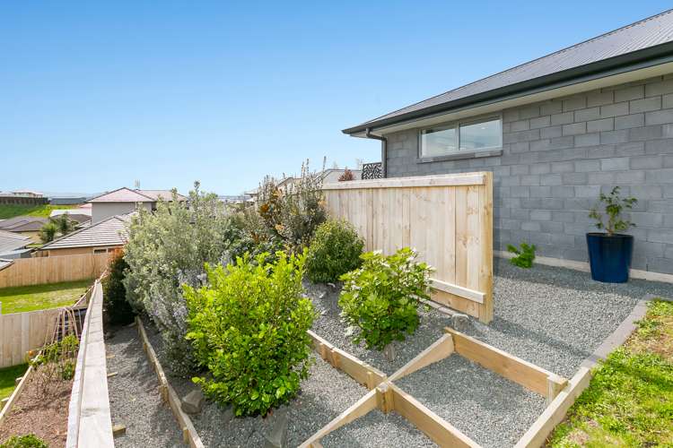 210 Waikite Road Welcome Bay_13